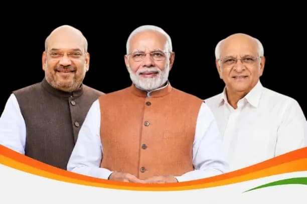 નરેન્દ્ર મોદી, અમિત શાહ અને ભૂપેન્દ્ર પટેલનું સંયુક્ત બેનર